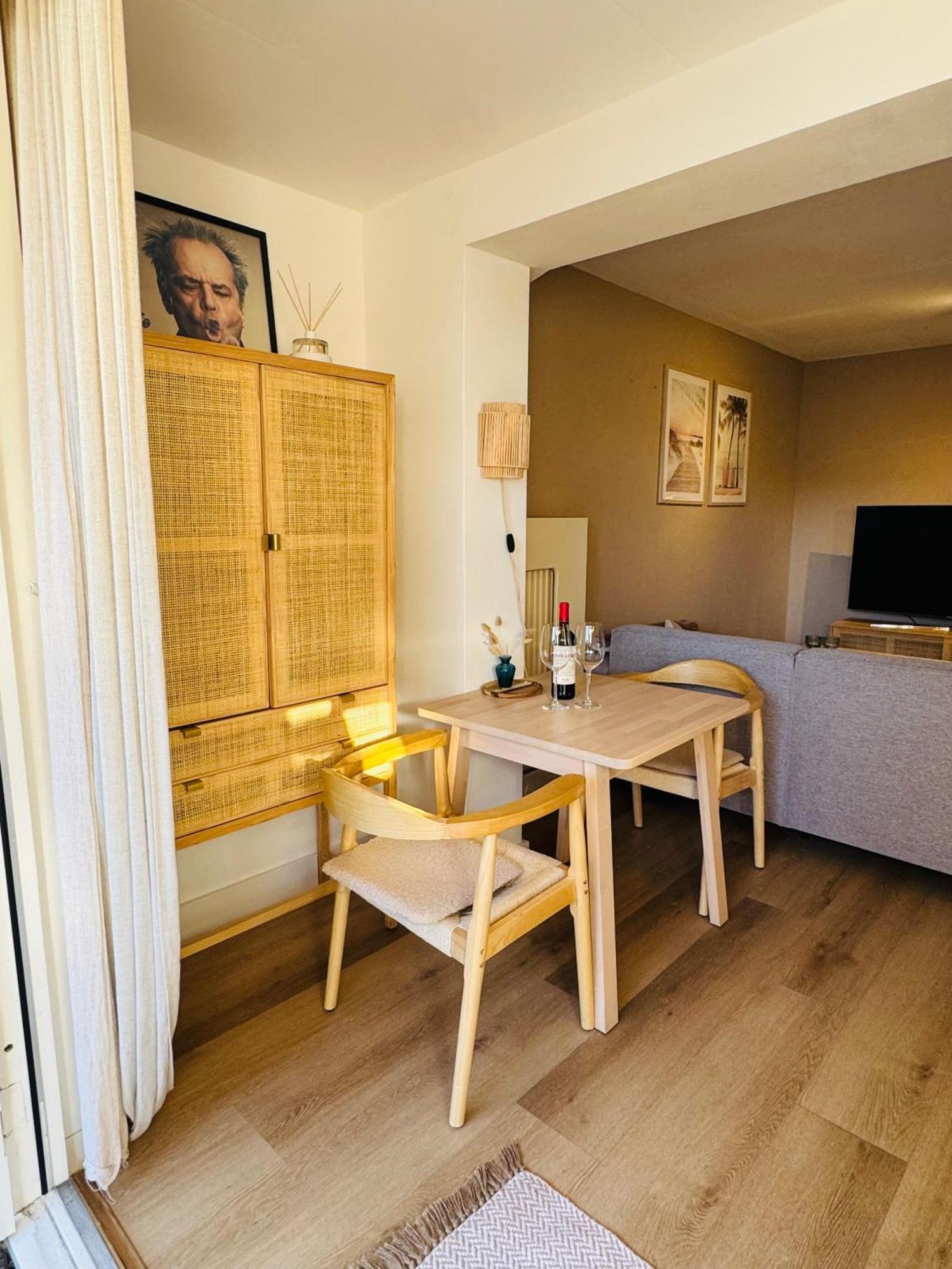 Hello Noordwijk - Souterrain Hoogwakersbosstraat 6 Apartment Exterior foto